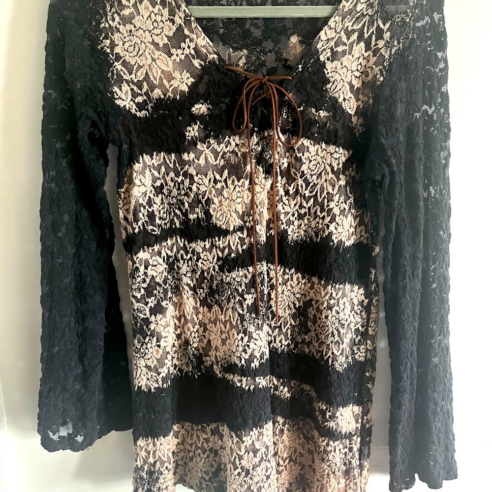 T Party Fashion Black and Cream Lace Blouse